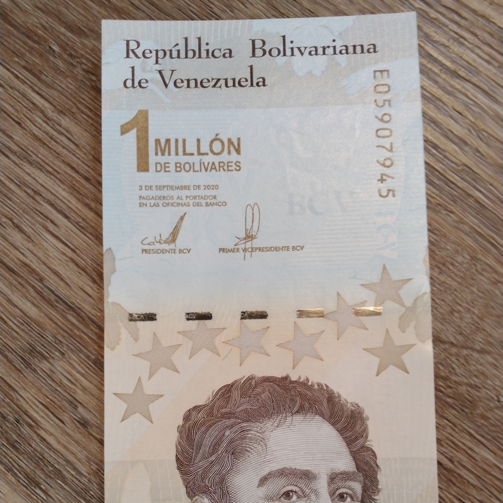 VENEZUELA 1 Million Dollars BANKNOTE Foreign Currency YEAR 2020 Simon Bolivar